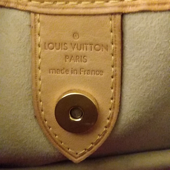 LOUIS VUITTON GALLIERA PM MONOGRAM - Picture 8 of 17